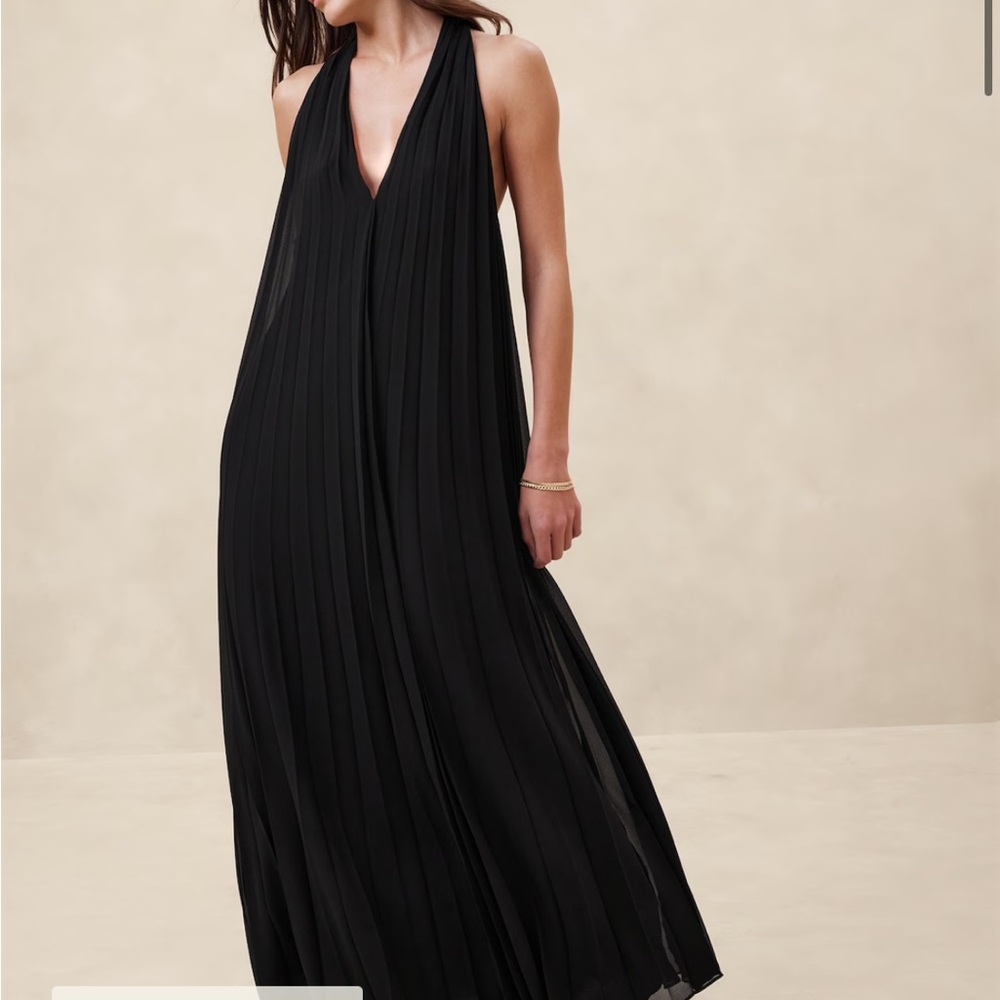 Banana republic ODETTA PLEATED MAXI DRESS size small in black